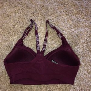 Victoria’s secrets sports bra